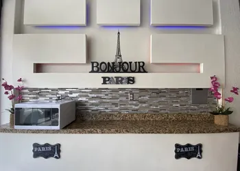 Hotel Paris hotel thumbnail 2