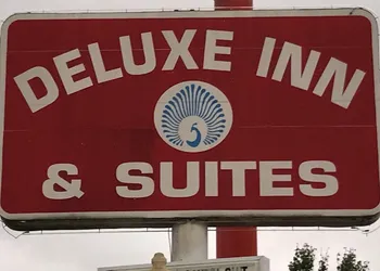 Deluxe Inn And Suites hotel thumbnail 3