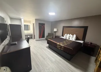 Red Roof Inn Green Brook - Somerset hotel thumbnail 2