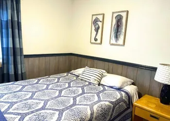 The Tides Inn hotel thumbnail 3