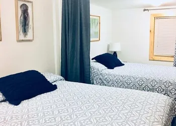 The Tides Inn hotel thumbnail 4