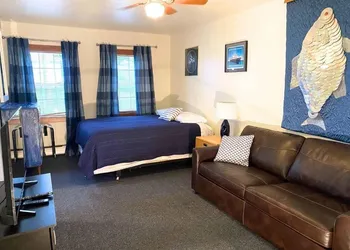 The Tides Inn hotel thumbnail 8