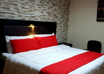 Hotel Murillo Plaza hotel thumbnail 5