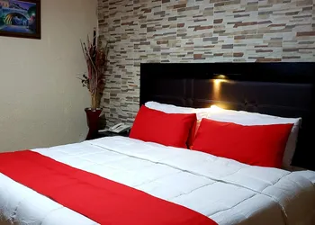 Hotel Murillo Plaza hotel thumbnail 6