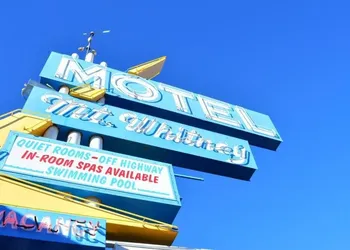 Mt Whitney Motel hotel thumbnail 6