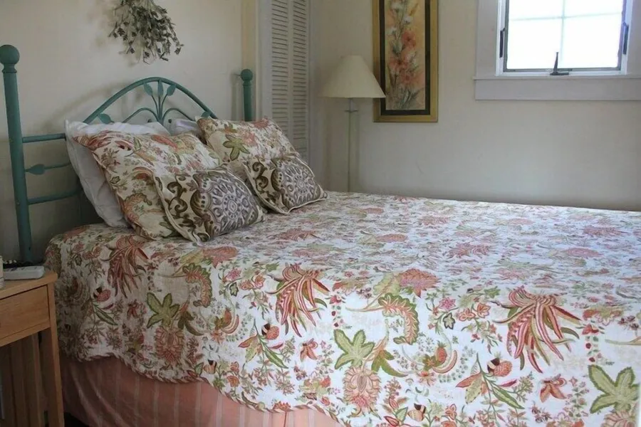 An English Garden Bed & Breakfast hotel detail image 2