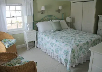 An English Garden Bed & Breakfast hotel thumbnail 7