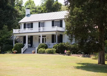 Inn at Monticello hotel thumbnail 3