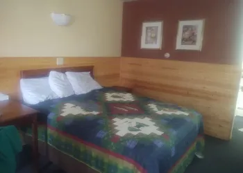 Norway Inn hotel thumbnail 5