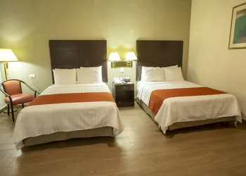 Hotel Plaza Calzada hotel thumbnail 7