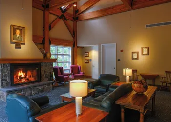 Warren Conference Center and Inn hotel thumbnail 2
