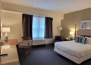 Warren Conference Center and Inn hotel thumbnail 7