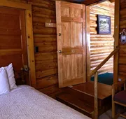 Twin Pines Lodge & Cabins hotel detail image 3
