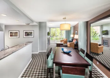 WorldMark Victoria hotel thumbnail 3