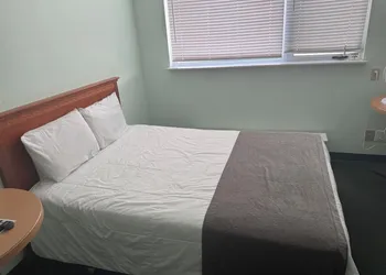 Asessippi Inn hotel thumbnail 5