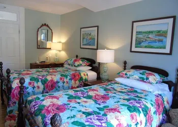The Dawson House Bed & Breakfast hotel thumbnail 5