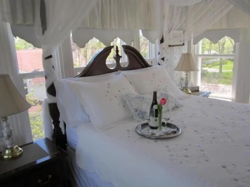 The Dawson House Bed & Breakfast hotel detail image 6