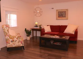 Belmont Blvd Bed and Breakfast hotel thumbnail 4