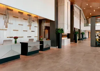Sheraton Saint-Hyacinthe Hotel hotel thumbnail 4