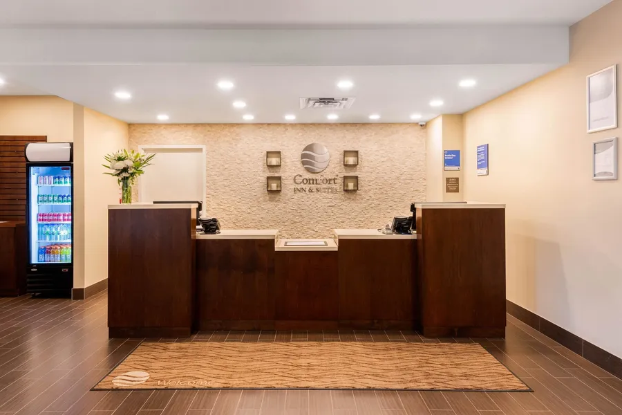 Comfort Inn & Suites hotel detail image 2