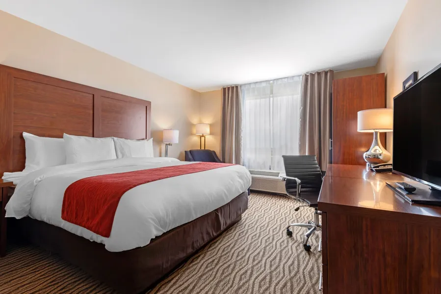 Comfort Inn & Suites hotel detail image 6