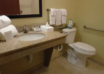 Cobblestone Inn & Suites hotel thumbnail 7