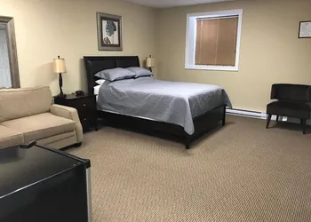 Riverview Suites hotel thumbnail 8