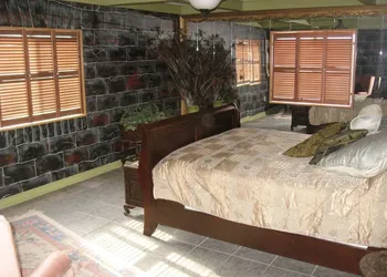Shady Lady Bed & Breakfast hotel thumbnail 4