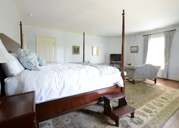 Woodville Bed and Breakfast hotel thumbnail 3