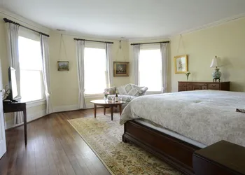 Woodville Bed and Breakfast hotel thumbnail 6
