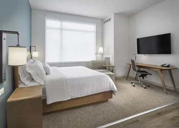 Element by Marriott Edmonton West hotel thumbnail 5