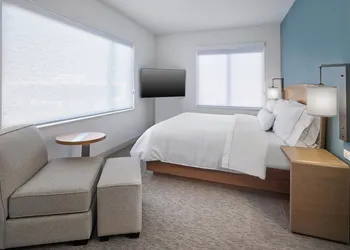 Element by Marriott Edmonton West hotel thumbnail 6