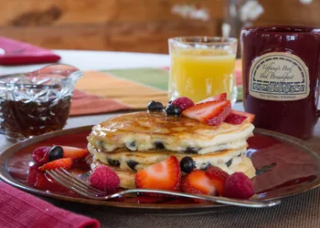 Tiffanys Bed & Breakfast hotel thumbnail 7