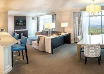 Grand Pequot Tower at Foxwoods hotel thumbnail 6