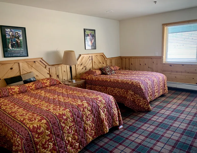 Aspen Cove resort hotel detail image 2