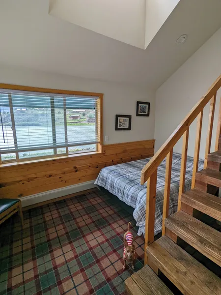 Aspen Cove resort hotel detail image 6