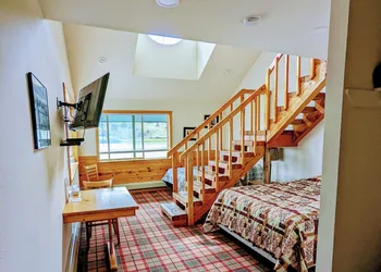Aspen Cove resort hotel thumbnail 8
