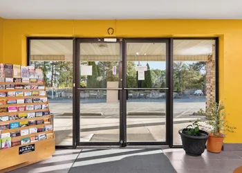 Budget Host Inn by Hotel O Portland near I-65 hotel thumbnail 6