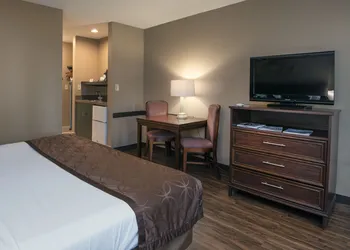Guest Inn & Suites - Midtown Medical Center hotel thumbnail 8
