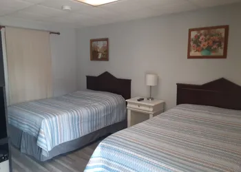 Hickory Shades Motel hotel thumbnail 5