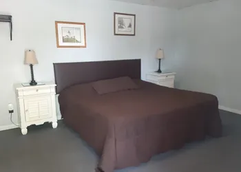 Hickory Shades Motel hotel thumbnail 6