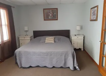 Hickory Shades Motel hotel thumbnail 7
