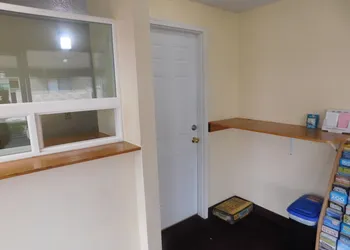 Auburn Motel hotel thumbnail 3
