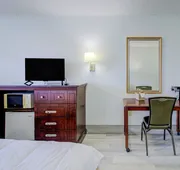 OYO Malden Airport Inn hotel detail image 4