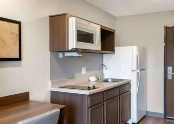 Extended Stay America Select Suites - Charlotte - Northlake hotel thumbnail 8