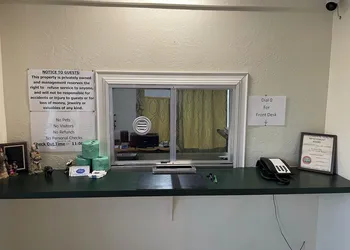Budget Inn hotel thumbnail 2