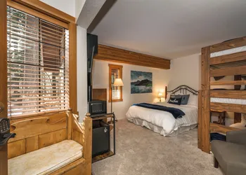 Donner Lake Inn hotel thumbnail 7