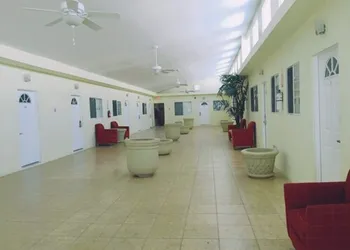 Europa Inn & Suites hotel thumbnail 2