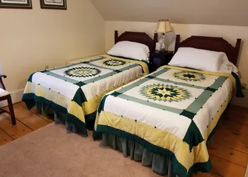 1860 House Inn and Vacation Rental Home hotel thumbnail 2