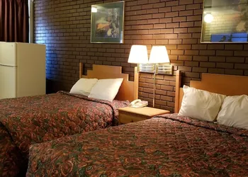 Americas Premier Inn hotel thumbnail 3